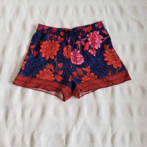 ANTHROPOLOGIE ett:twa Shorts Red Floral Wynnewood Elastic Waist size Small - Picture 7 of 12